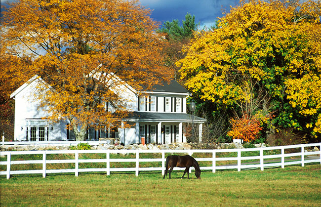 1860's Federal Farm House @ Huckins Farm - Bedford, MA