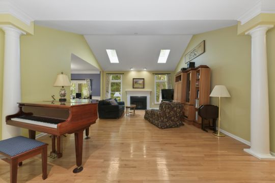 Huckins Farm, 7  Moore Circle, Bedford, MA, 01730 Real Estate