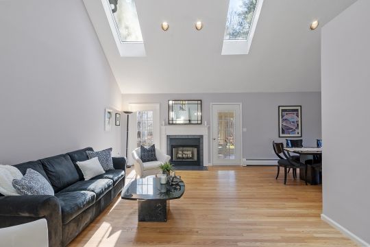 Huckins Farm, Bedford, 34  Pickman Drive MA 01730, Real Estate